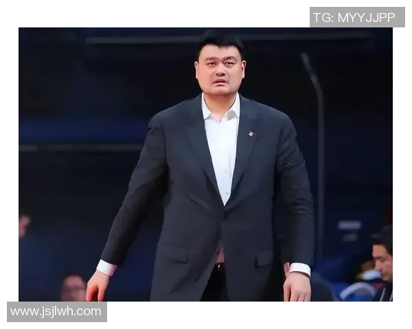 姚明在赛场上多次摔倒的背后:勇气与坚持的故事 姚明在赛场上多次摔倒的背后:勇气与坚持的故事
