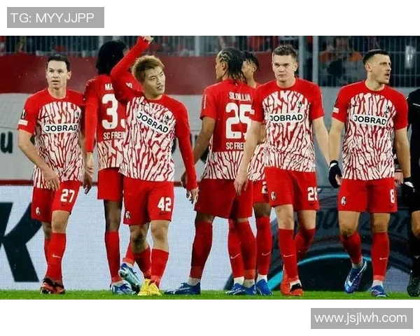 弗赖堡主场大胜法兰克福,提升排名稳居中游位置 弗赖堡主场大胜法兰克福,提升排名稳居中游位置