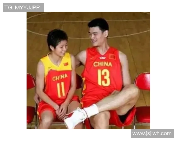 当银幕明星与篮球巨人姚明相遇时的精彩瞬间与感人故事 当银幕明星与篮球巨人姚明相遇时的精彩瞬间与感人故事